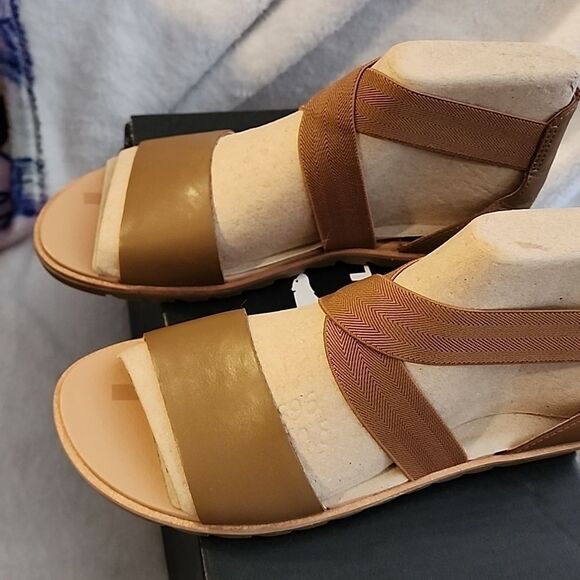 Sorel Ella ll Sandle 9.5 NIB - Picture 3 of 7